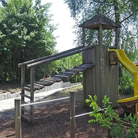 Near Constance And Alps, Cleaning Included شقة *
